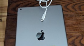 Good
													Apple iPad 5th Gen - Wi-Fi, Gray, 32 GB, A1822, photo 2 of 2