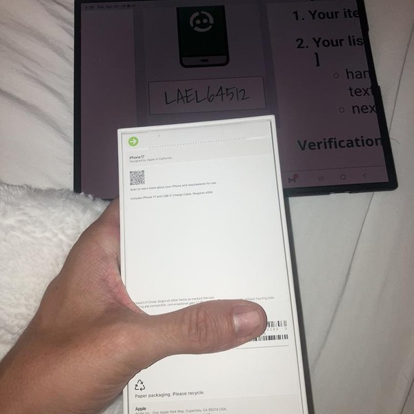 Apple iPhone 17 - AT&T, 256 GB, Black, A3258