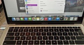 Good
													MacBook Air 2020 - 13" - I3, Silver, 256 GB, 8 GB, photo 1 of 4