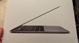 Mint
													MacBook Pro 2018 (With Touch Bar) - 13" - I5, Gray, 256 GB, 8 GB, photo 1 of 6