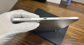 Good
													Apple iPad Pro 11" 2018 - Unlocked, Silver, 512 GB, A2013, photo 4 of 11