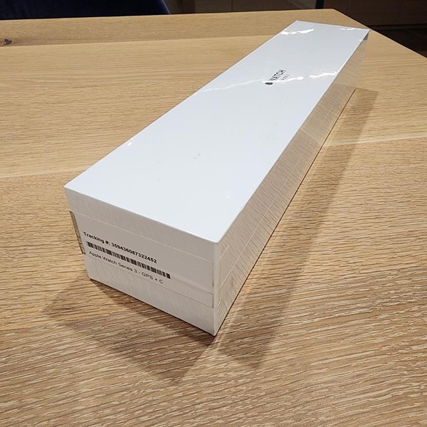 Apple Watch Series 3 42mm - Verizon, Gray, A1861, Aluminum