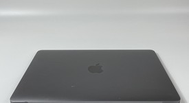 Good
													Macbook Retina 2017 - 12" - I7, Gray, 512 GB, 16 GB, photo 4 of 7