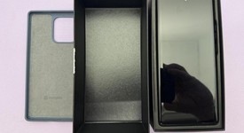 Mint
													Motorola Edge Plus (2023) - Unlocked, Black, 512 GB, 8 GB, photo 4 of 19