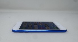 Good
													Apple iPod Touch 6th Gen - Wi-Fi, Blue, 16 GB, photo 5 of 6