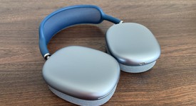 Used
													Apple AirPods Max - Sky Blue, photo 4 of 5