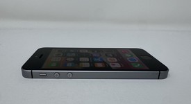 Good
													Apple iPhone SE 1st Gen 2016 - Unlocked, Grey, 16 GB, A1662, photo 5 of 6