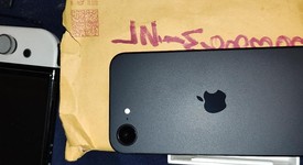 Mint
													Apple iPhone 16e - Boost, Black, 128 GB, A3212, photo 4 of 15