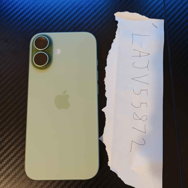 Apple iPhone 17 - Unlocked, 256 GB, Sage, A3258
