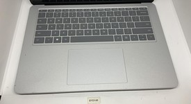 Good
													Microsoft Surface Laptop Studio - I7, Platinum, 2 TB, 32 GB, photo 3 of 15