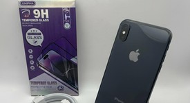 Fair
													Apple iPhone Xs - Unlocked, Gray, 64 GB, A1920, photo 1 of 4