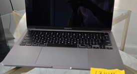 Good
													MacBook Pro 2020 - 13" - I7, Gray, 1 TB, 16 GB, photo 4 of 13