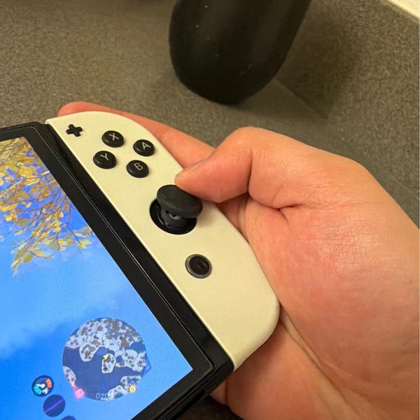 Nintendo Switch - OLED - 64 GB, White