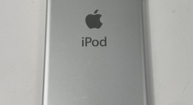 Mint
													Apple iPod Touch 6th Gen - Wi-Fi, Silver, 16 GB, photo 3 of 7