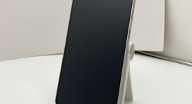 Good
													Samsung Galaxy S24 FE - Unlocked, Mint, 128 GB, SM-S721U1, photo 2 of 5