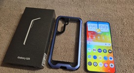 Mint
													Samsung Galaxy S25 - Unlocked, Navy Blue, 256 GB, 12 GB, SM-S931U1, photo 1 of 13