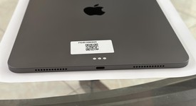 Mint
													Apple iPad Air 5th Gen - Wi-Fi, Gray, 256 GB, A2588, photo 4 of 7