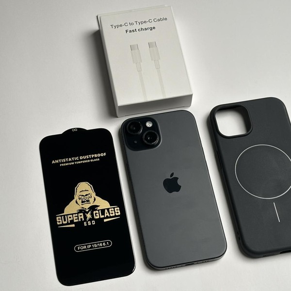 Apple iPhone 15 - Unlocked, 256 GB, Black, A2846