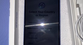 Mint
													Apple iPhone 16 - Unlocked, Ultramarine, 128 GB, A3081, photo 5 of 9