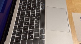 Fair
													MacBook Air 2018 - 13" - I5, Gray, 128 GB, 8 GB, photo 2 of 10