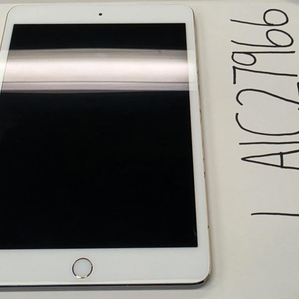 Apple iPad Mini 3 - Unlocked, 16 GB, Gold, A1600