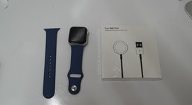 Good
													Apple Watch SE 2nd Gen 44mm - Unlocked, Silver, A2727 - Cellular, Aluminum, photo 3 of 6