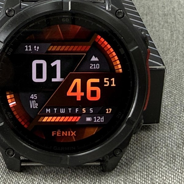 Garmin Fenix 8 - Slate, AMOLED