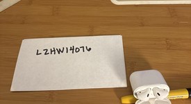 Used
													Apple AirPods 1st Gen - Lightning Case, photo 3 of 7