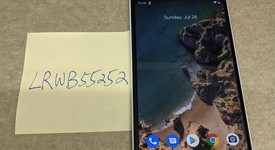 Good
													Google Pixel 2 XL - Unlocked, Black & White, 128 GB, Google Edition, photo 1 of 13