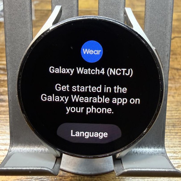 Samsung Galaxy Watch4 - Wi-Fi, Silver, 44mm