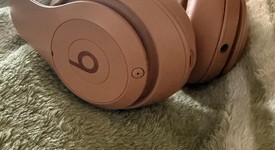Used
													Beats Studio Pro - Brown, photo 4 of 4