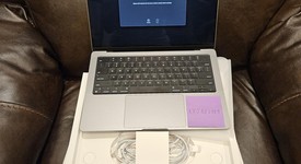 Good
													MacBook Pro 2021 - 14" - Apple M1 Pro 10-core, Silver, 1 TB, 16 GB, photo 3 of 15