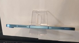 Mint
													Apple iPad 10th Gen - Unlocked, Blue, 64 GB, A2757, photo 4 of 6