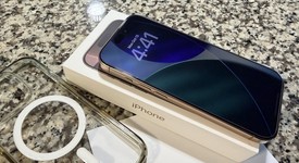 Mint
													Apple iPhone 16 Pro - Unlocked, Desert, 128 GB, A3083, photo 4 of 11