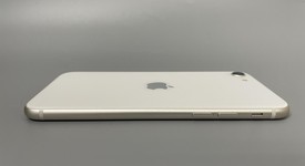 Good
													Apple iPhone SE 3rd Gen 2022 - Verizon, Starlight, 128 GB, A2595, photo 3 of 8