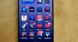 Mint
													Apple iPhone 16 Pro Max - Unlocked, Natural, 256 GB, A3084, photo 5 of 9