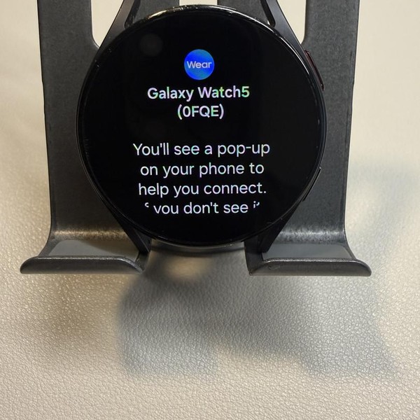Samsung Galaxy Watch5 - Unlocked, Graphite, 40mm