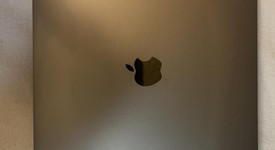 Good
													MacBook Pro 2016 (With Touch Bar) - 15" - Gray, 256 GB, 16 GB, photo 3 of 5