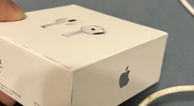 New
													Apple AirPods 4th Gen - Active Noise Cancellation, photo 3 of 8