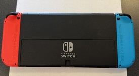 Good
													Nintendo Switch - OLED - Red & Blue, 64 GB, photo 2 of 10