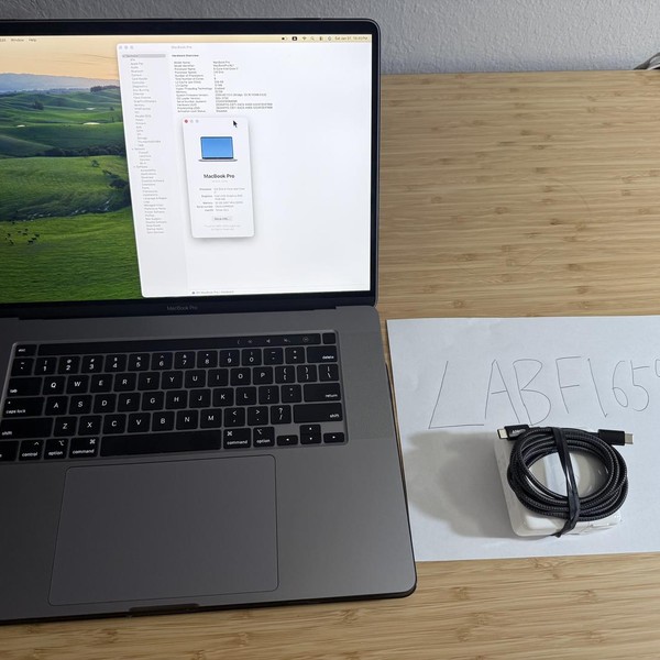 MacBook Pro 2019 - 16 inch - 512 GB, Gray, 32 GB, Intel Core i7