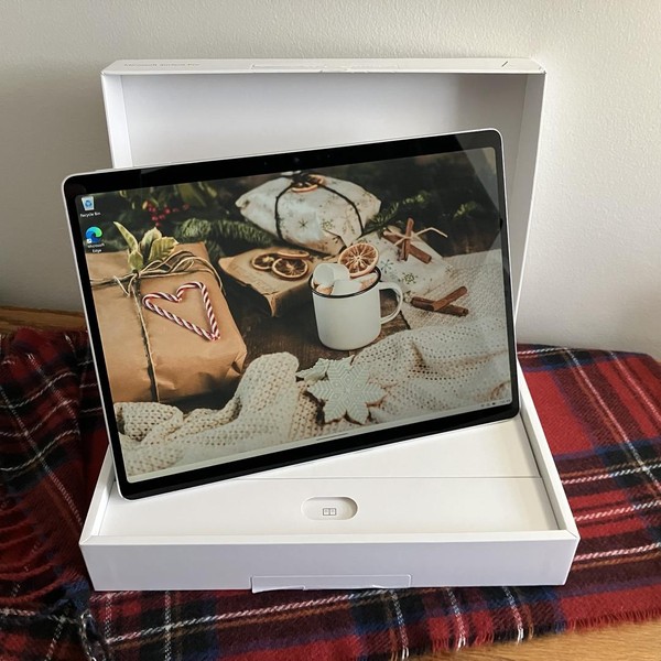 Microsoft Surface Pro 11 - Platinum, 256 GB, 16 GB