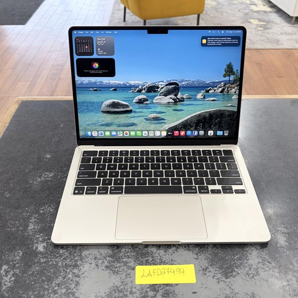 MacBook Air 2025 (M4) - 13 inch - 256 GB, Starlight, 16 GB, Apple M4
