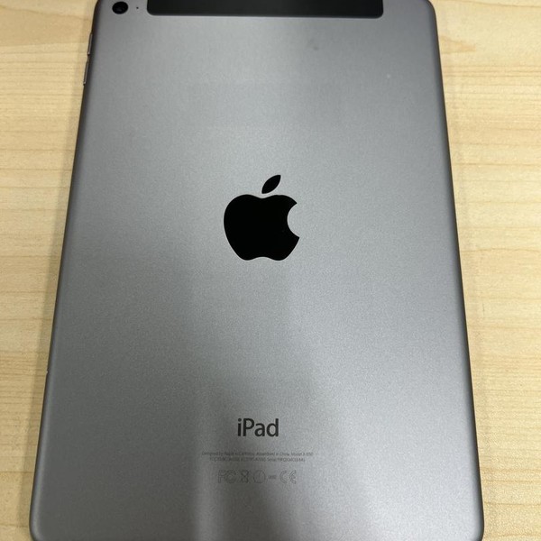 Apple iPad Mini 4 - Unlocked, Gray, 32 GB