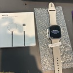 Good Apple Watch Series 8 45mm - Silver, A2771 - GPS, Aluminum