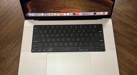 Fair
													MacBook Pro 2021 - 16" - Apple M1 Pro 10-core, Silver, 512 GB, 16 GB, photo 1 of 10