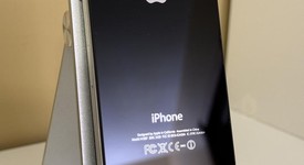 Mint
													Apple iPhone 4S - AT&T, Black, 8 GB, A1387, photo 5 of 10