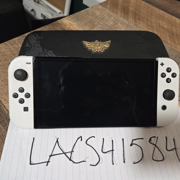 Nintendo Switch - OLED - 64 GB, White