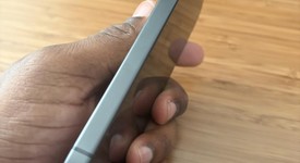 Mint
													Google Pixel 9 - US Mobile, Obsidian, 128 GB, 12 GB, G2YBB, photo 4 of 8