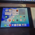 Good Apple iPad Mini (5th Gen) - Unlocked, 64 GB, Gray